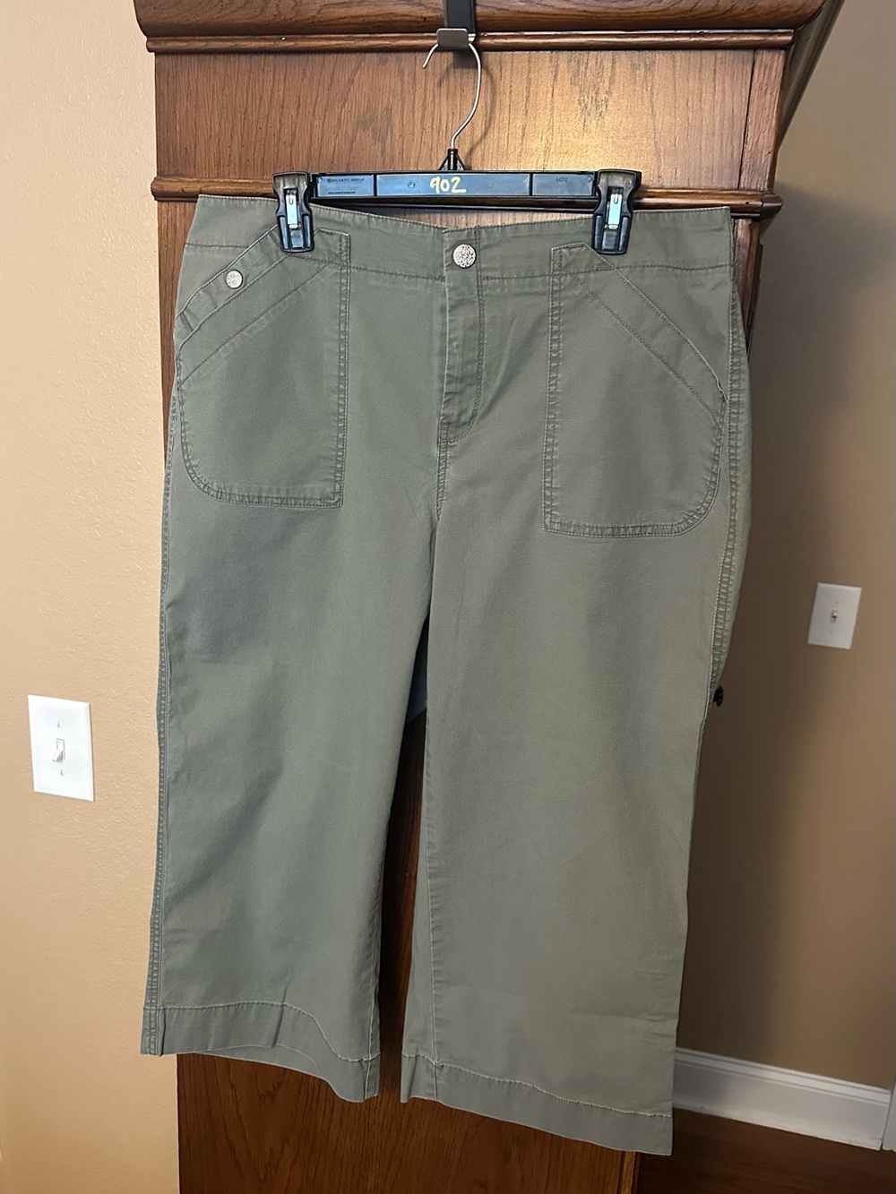 Dockers Olive Cropped Utility Pants